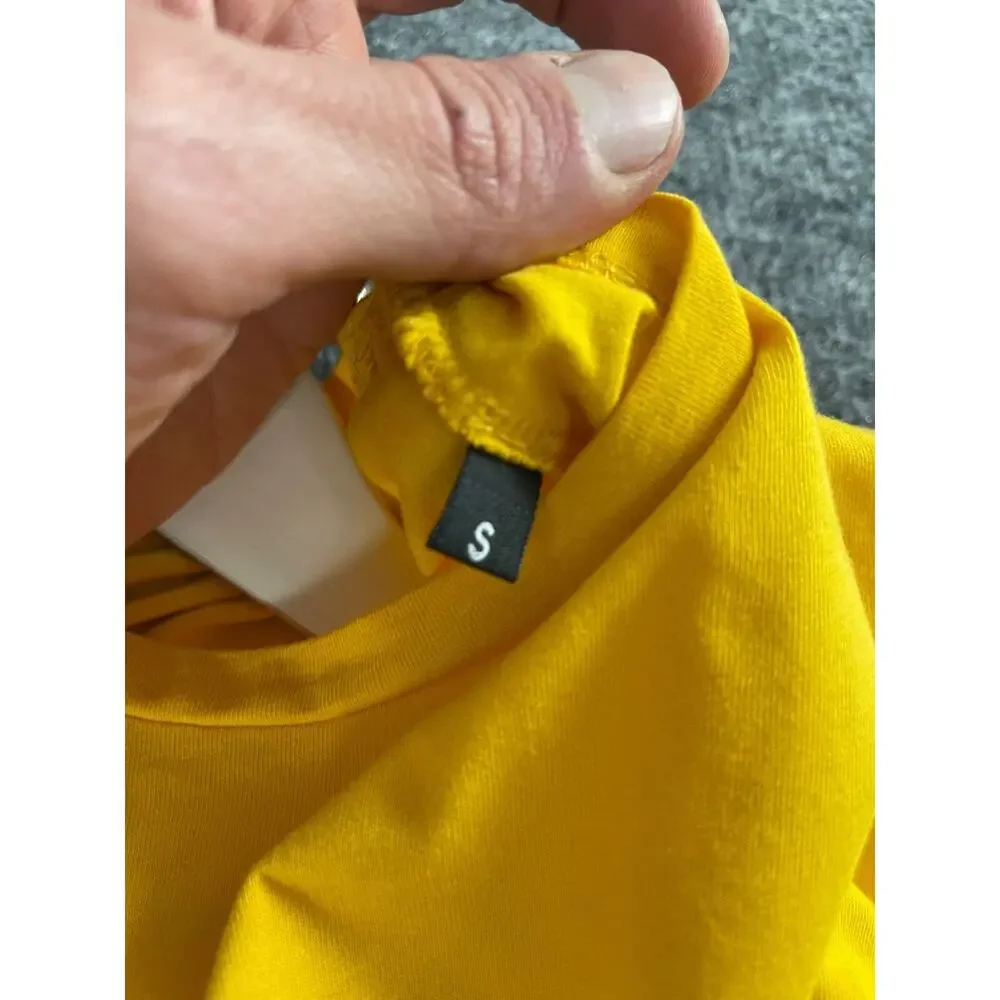 The North Face Shirt Mens Small Tee Yellow Logo Short Sleeve EUC Cotton n328